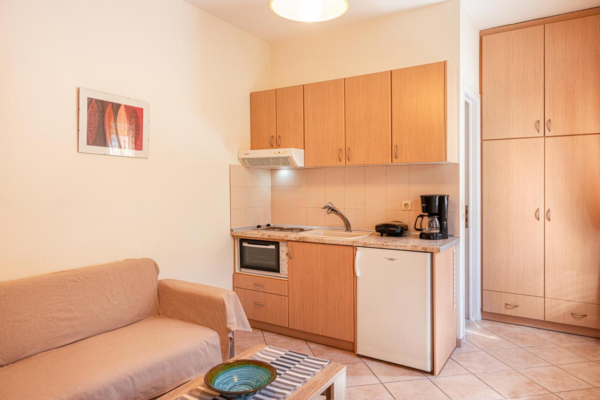 Marina Apartments Коккари Экстерьер фото
