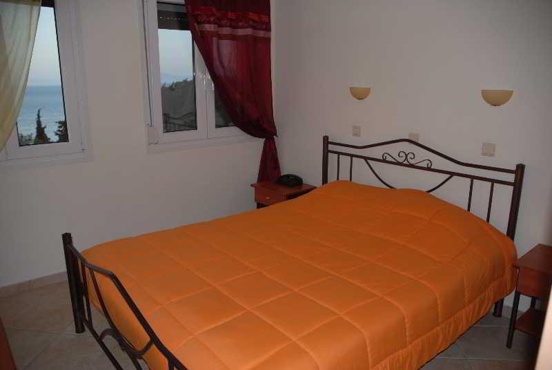 Marina Apartments Коккари Экстерьер фото