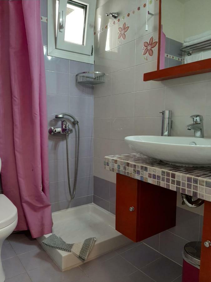 Marina Apartments Коккари Экстерьер фото