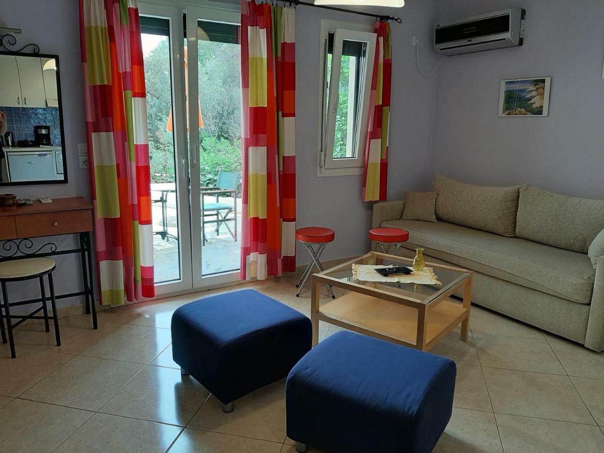 Marina Apartments Коккари Экстерьер фото